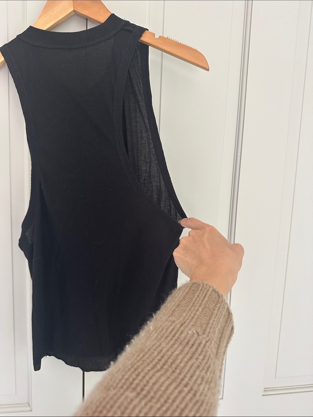Alo Knit Tank - Picture 3 of 4